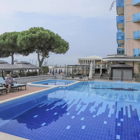 La Bussola Hotel