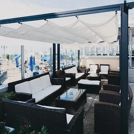 La Bussola Hotel 3*