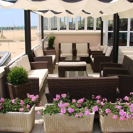 La Bussola Hotel