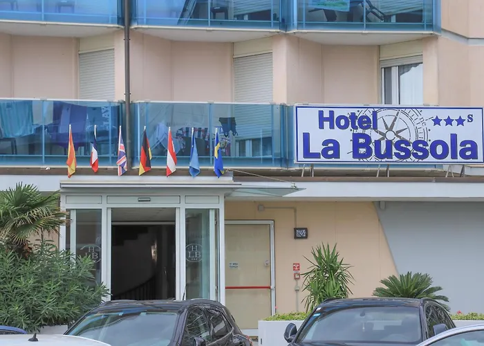 La Bussola 3*