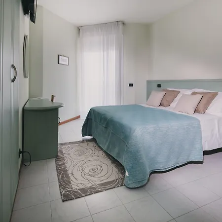 ホテル La Bussola リド・ディ・イエゾロ